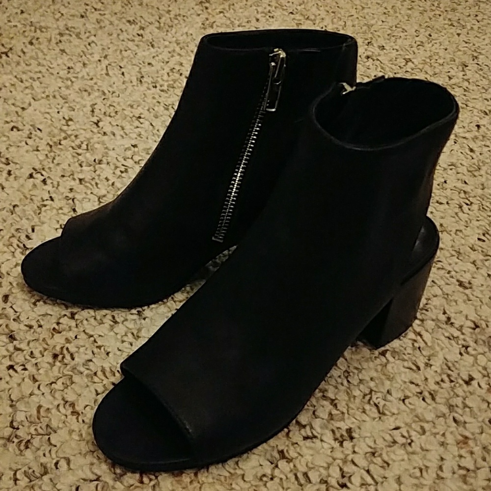 Steve Madden Rico Bootie